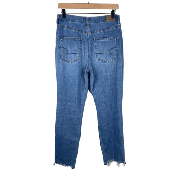 American Eagle Mom Jeans 6 High Rise Ripped Knee Tapered Leg Raw Hem Blue Denim - Picture 5 of 8